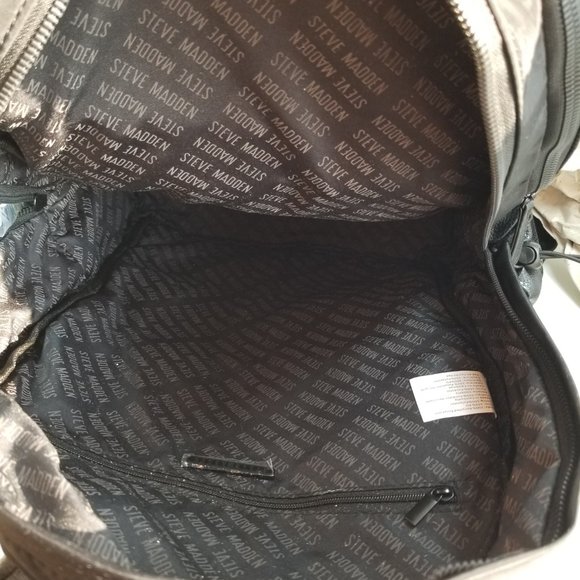 Steve Madden pluck Black Bjana with 2 drink mesh pockets. main image 14